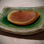 千葉たかおか - 自家製味噌に漬けこんだ、唐墨。塩気が薄く、見事だなぁと思う。