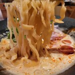 トレ海老アーンnoodle三宮 - 