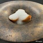 カーサ・デル・チーボ - 毛蟹とカニミソのトルテッリ､トピナンブールのピュレとニンニクのスキューマ