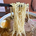 河辺大勝軒 - 麺リフト