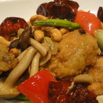 新中国料理 HARAKAWA - 北海道　仙鳳趾カキ・カシューナッツ四川辛味炒め　1470円