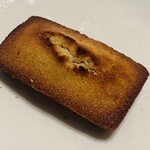 Patisserie ECRIN DOUX - 【フィナンシェ】外はカリカリで、中はしっとり。バターがいい香り！