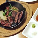 農家バル FOODBABY - 松橋牛 特選厚切りサガリ カットステーキ（１１０ｇ）