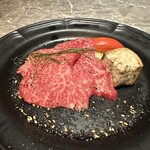 Koshitsu Yakiniku Ushiaburi - 