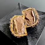 Patisserie TEN & - チョコレートシュークリーム