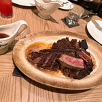 Peter Luger Steak House Tokyo - Steak for two 