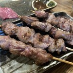 もつ焼き酒場　豚坊 - 