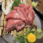 中落ち100円の居酒屋 まぐろんち - マグロ脳天