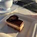 ガーデンカフェ 迎賓館赤坂離宮 - 上段にあったチョコレートケーキ