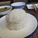 タイタイ タイ料理 - マンガ盛り？