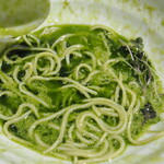 NIBOSHI MANIA - ニラ煮干を混ぜる。