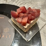 RESTAURANT SALT - 鴨レバー✕りんご：鴨レバーのパテ 赤ワインに漬けたりんごのコンポート クルトン