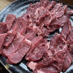 Hatsuba - 馬焼肉（ヘレ、おしりのとこ、肩）