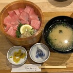 沼津かねはち - かねはちマグロ丼2618円