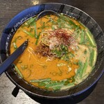 シンプル - これは激.坦々麺。辛いヤツです。辛過ぎないから大丈夫よ