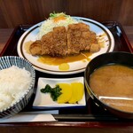 矢田かつ - ソースとんかつ定食