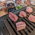 大衆ホルモン 肉力屋 - 