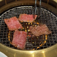 喜福世 - 特上ザブトン、すぐに焼き上がります