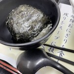 野呂パーキングエリア（上り）フードコート - トレイに食べ方紹介の紙があるので確認しましょう