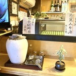 中華MARUTAKA - 偶然に発見した紹興酒のカメ、昔から 年の功よりカメの頭 などと言いますかw