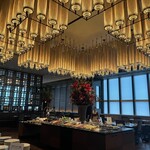 ロウリーズ・ザ・プライムリブ - 