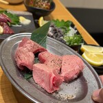 焼肉ホルモン えいた - 