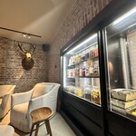 Brut 172 by Hans van Wolde - 