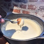 Brut 172 by Hans van Wolde - ④グジェールのチーズフォンデュ