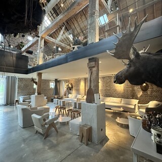 Brut 172 by Hans van Wolde