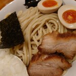 煮干し中華 らーめん 八 - 