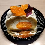 鶴居の小さなケーキ屋さん - 料理写真:みかんのロールケーキ