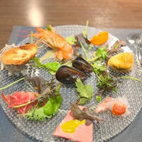 キャトルラパン - 名物の前菜盛合せ