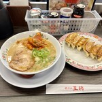 Gyouzanoo Ushou - キムチラーメンと餃子。