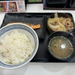 Yoshinoya - 