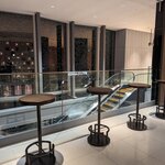 JAM17 DINING - 店舗入口にあるJAM17 ジェラテリアのイートインコーナー