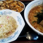 中国料理 仲村渠 - 日替わりタンタン麵ランチ￥950