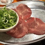 ニューみよし - 