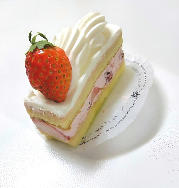 パティスリー アーベーラシーヌ（PATISSERIE A.B RACINES） - 糸井（ケーキ）の写真