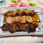 炭火焼鳥 銀座惣菜店 - 料理写真:ねぎ間串(たれ)、ひなにく串(たれ)、とりレバー串(たれ)