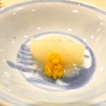 澤田 - 蕪丸焼き　蕪出汁　菊花