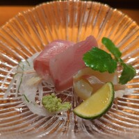 乙女寿司 - ブリとバイ貝