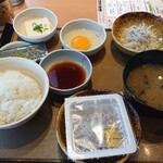 やよい軒 - じゃこおろし朝食と納豆