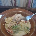 カフェ・ラ・ファミーユ - ぶっくりカキ