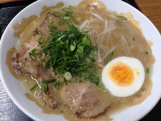 お食事処ひろ - ラーメン５００円　専門店より余程ウマい。