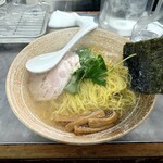 覆麺 智 - 