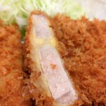 とんかつ 勝 - 焼き具合はこんな感じ