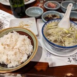牛タン焼肉善治郎 - 