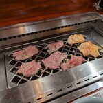 牛タン焼肉善治郎 - 