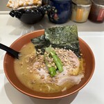 家系ラーメン 革新家 TOKYO - 