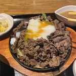 天神たんか - 温泉玉子を溶いて食べるとほんのりすき焼きっぽい雰囲気の味になります